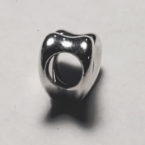 Authentic NEW Retired Pandora Radiant Open Heart Chart S925ALE - Picture 3 of 7